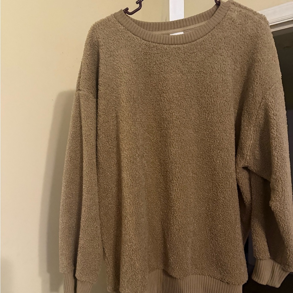 Sweat shirt
